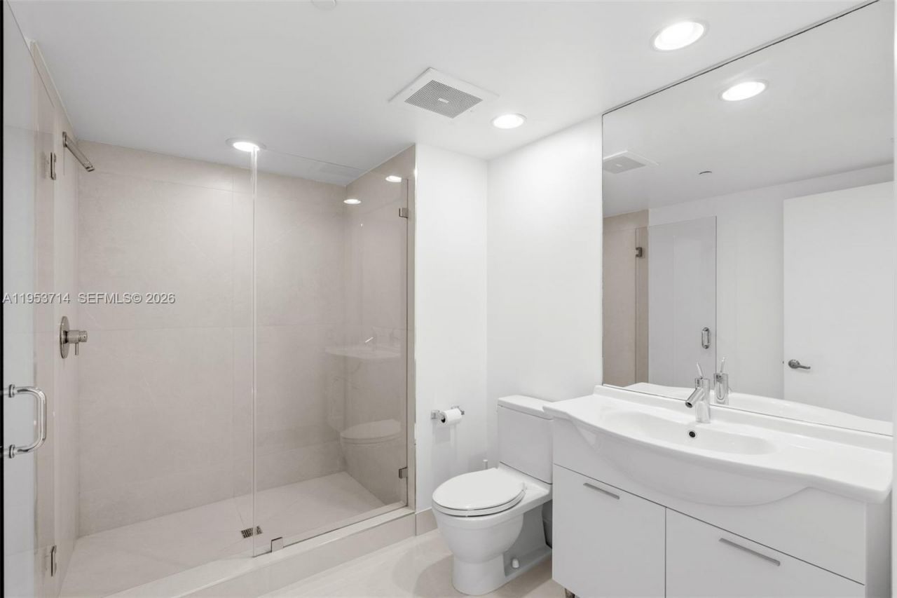 485 Brickell Ave, Unit 4410, Miami, FL 33131 Photo