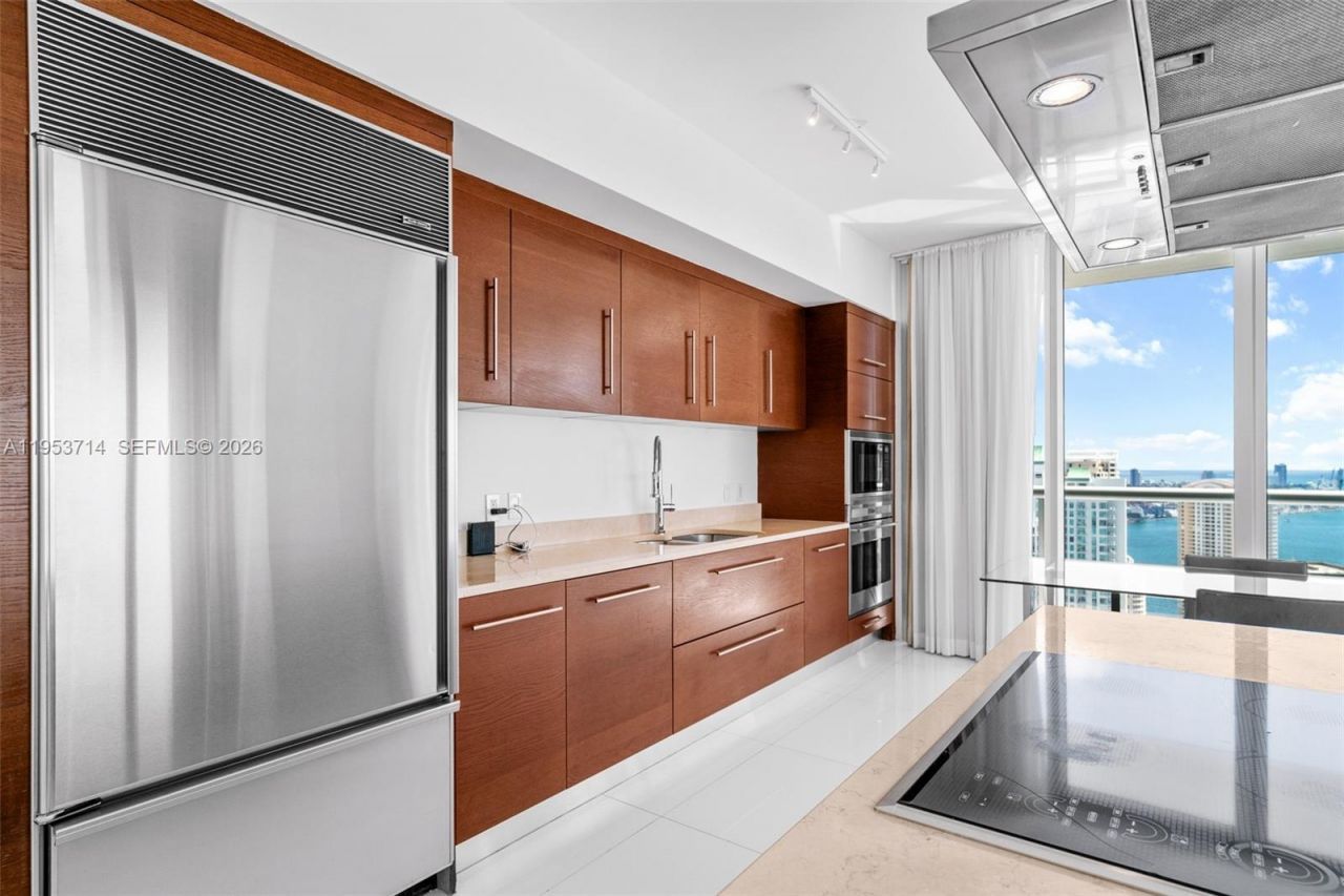 485 Brickell Ave, Unit 4410, Miami, FL 33131 Photo