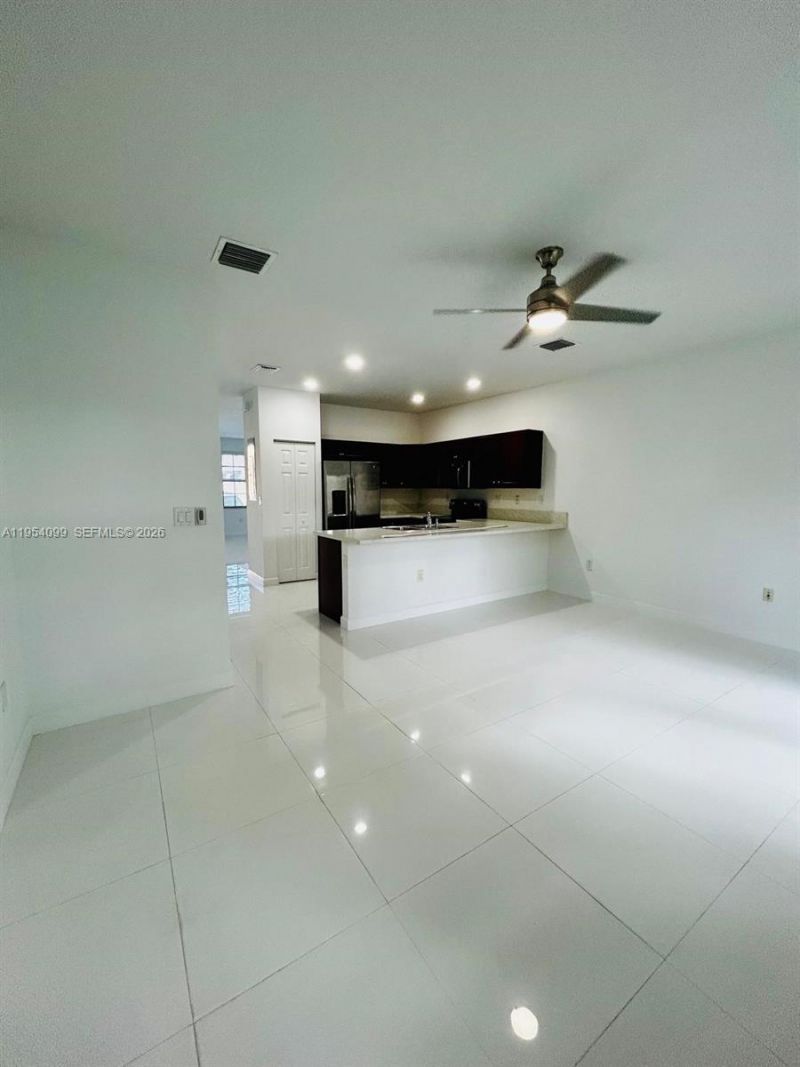 3320 W 92nd Place , Hialeah, FL 33018 Photo