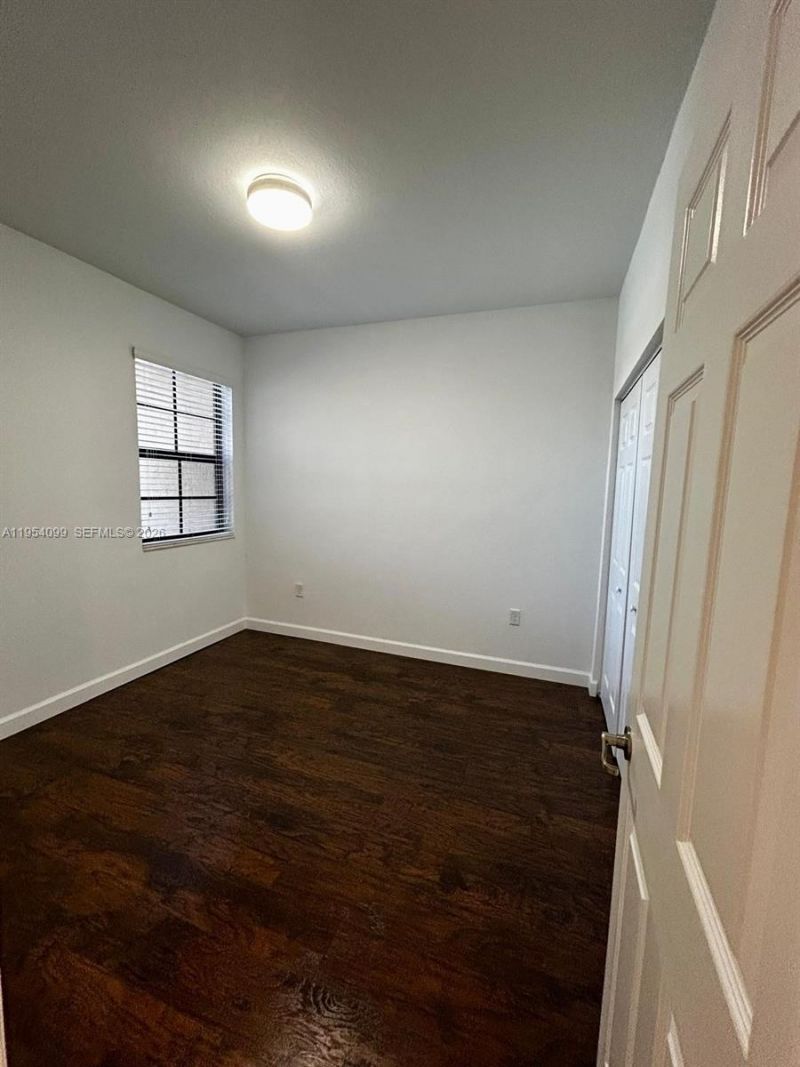 3320 W 92nd Place , Hialeah, FL 33018 Photo