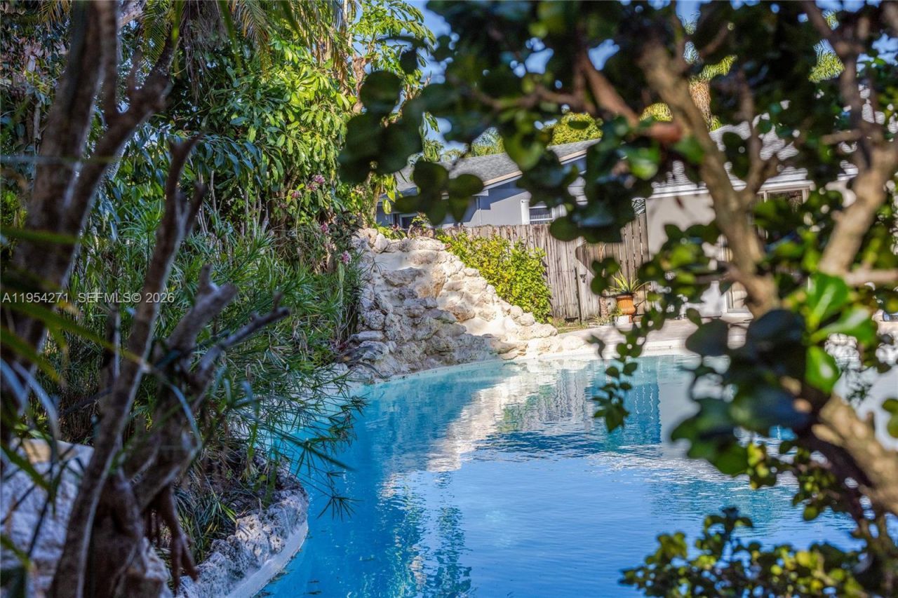 20004 SW 82nd Pl, Cutler Bay, FL 33189 Photo