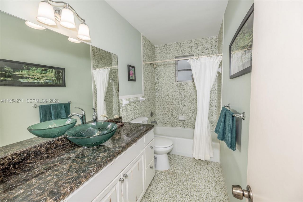 20004 SW 82nd Pl, Cutler Bay, FL 33189 Photo