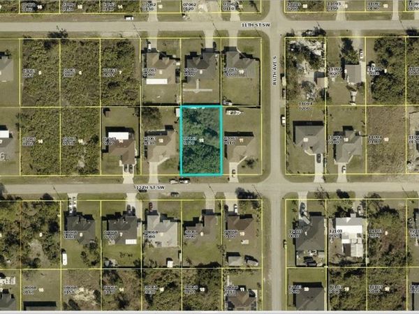 3302 SW 12th St, Lehigh Acres, FL 33976