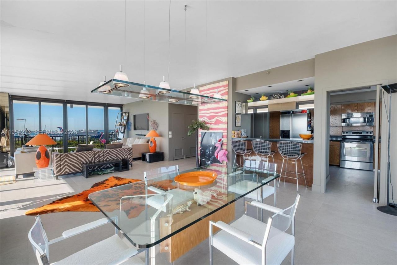 1000 Venetian Way, Unit 1501, Miami, FL 33139 Photo