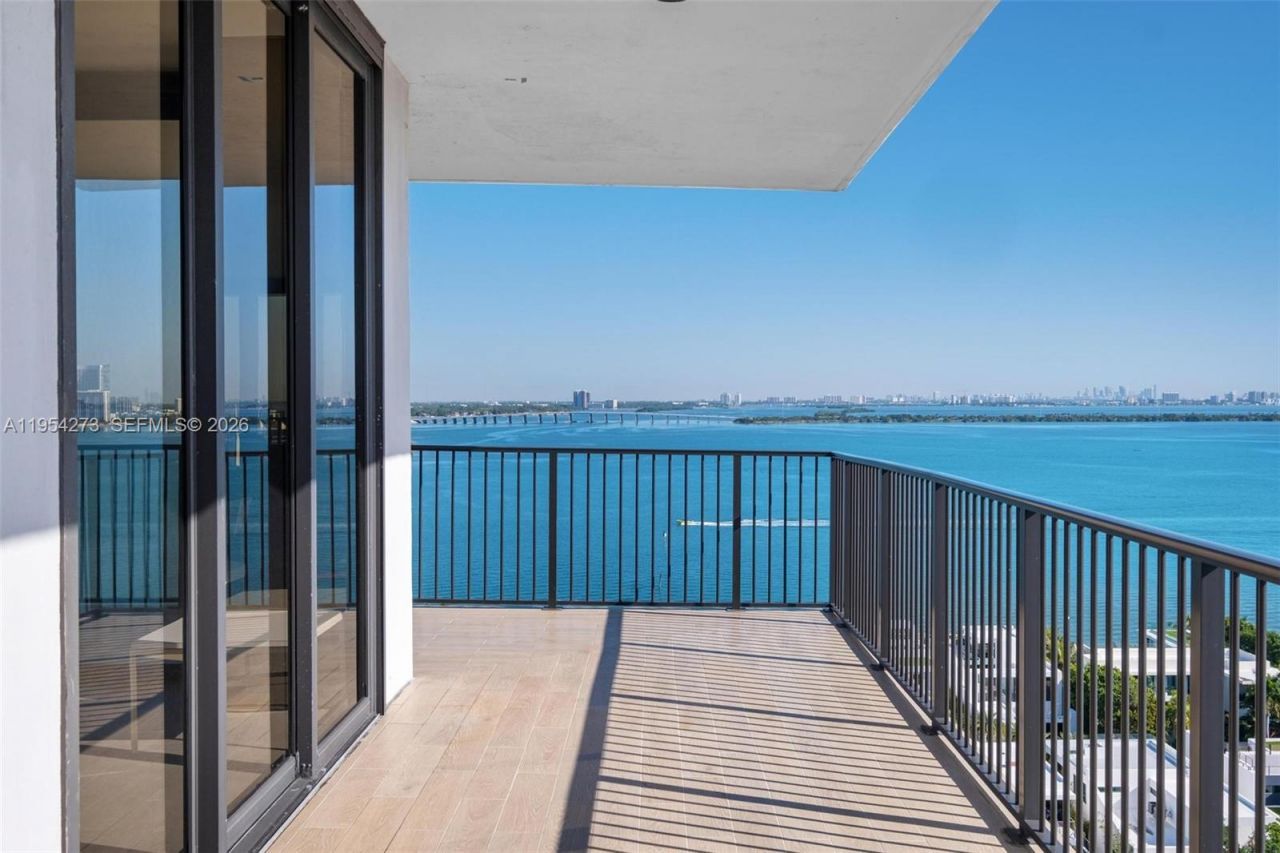 1000 Venetian Way, Unit 1501, Miami, FL 33139 Photo