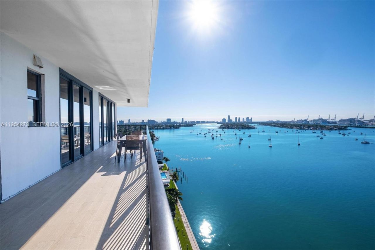 1000 Venetian Way, Unit 1501, Miami, FL 33139 Photo