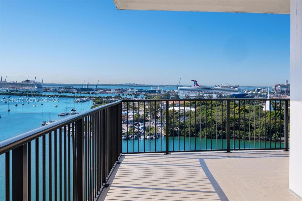 1000 Venetian Way, Unit 1501, Miami, FL 33139 Photo