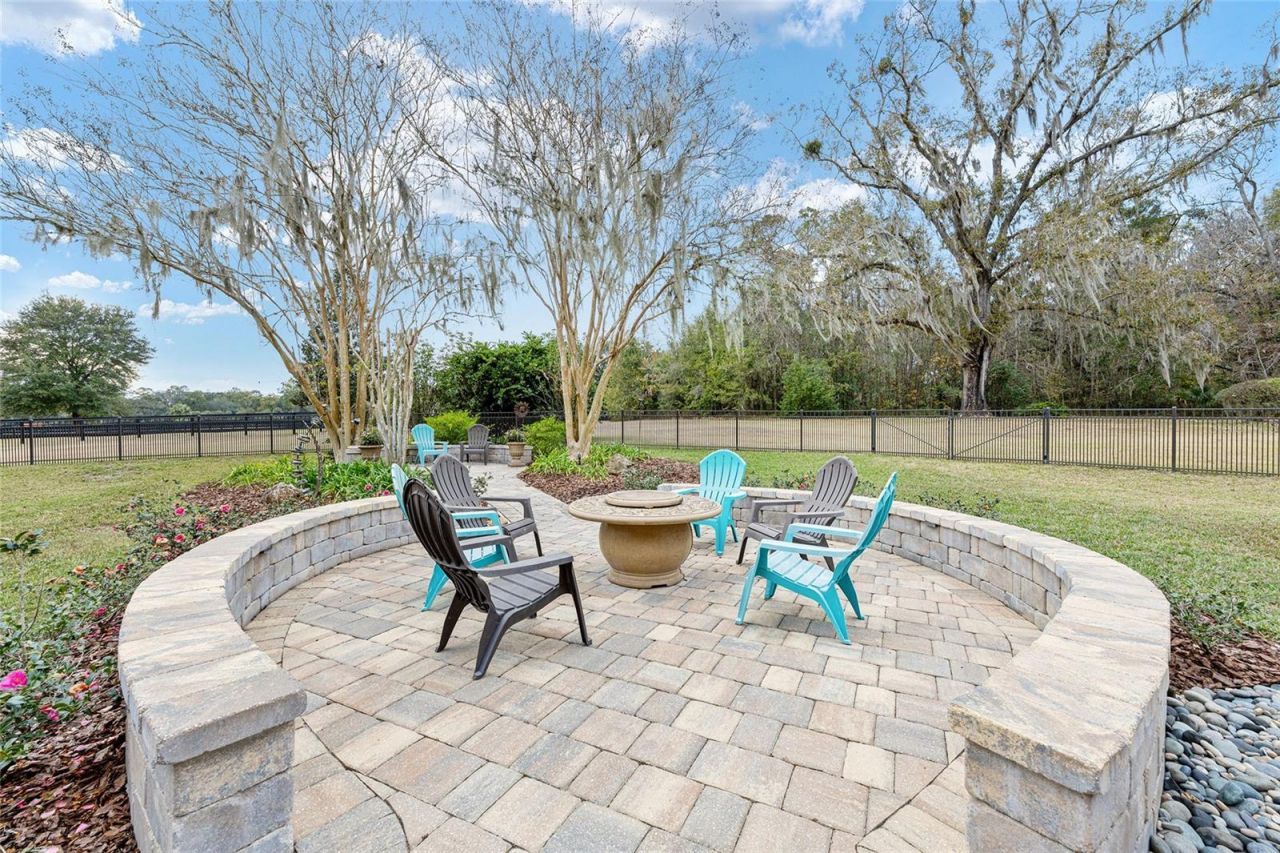 2150 SE 73 Loop, Ocala, FL 34480 Photo