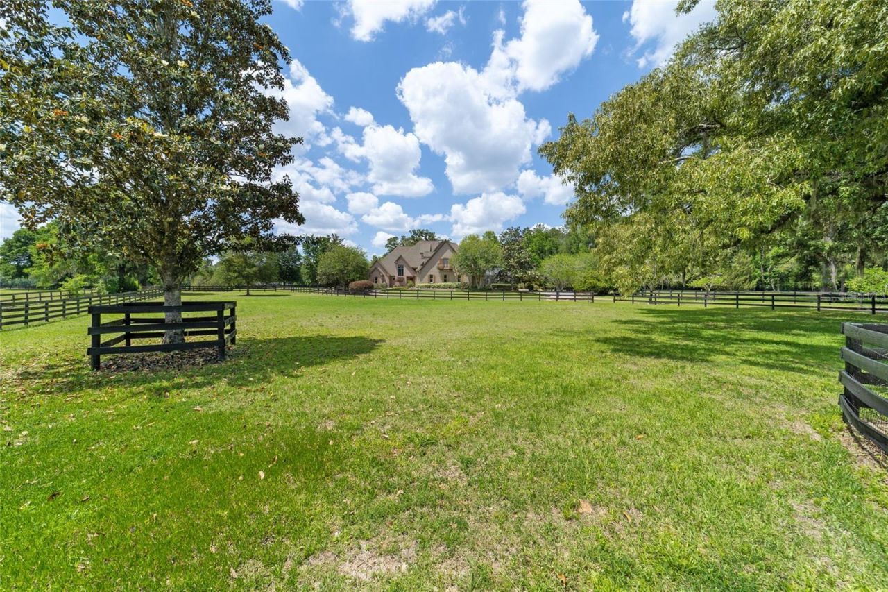 2150 SE 73 Loop, Ocala, FL 34480 Photo