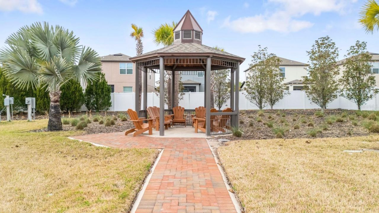 36498 Camp Fire Terrace, Zephyrhills, FL 33541 Photo