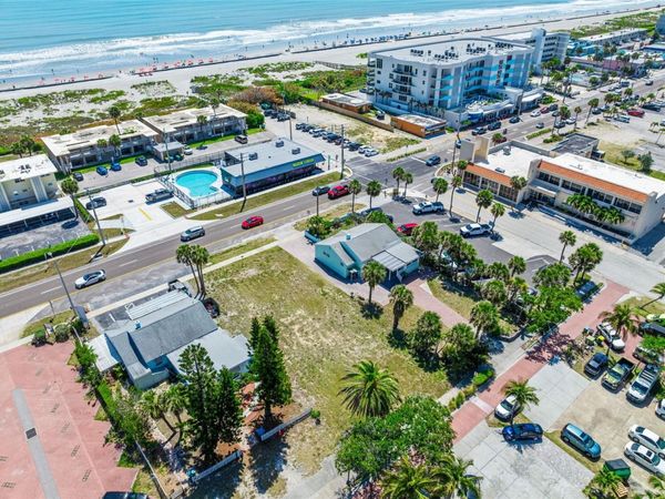 118 N ATLANTIC, COCOA BEACH, FL 32931