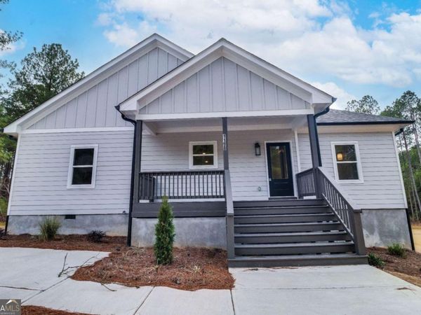 1198 Sunset Cove, Tignall, GA 30668