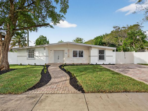 5183 NE 15th Avenue, Pompano Beach, FL 33064