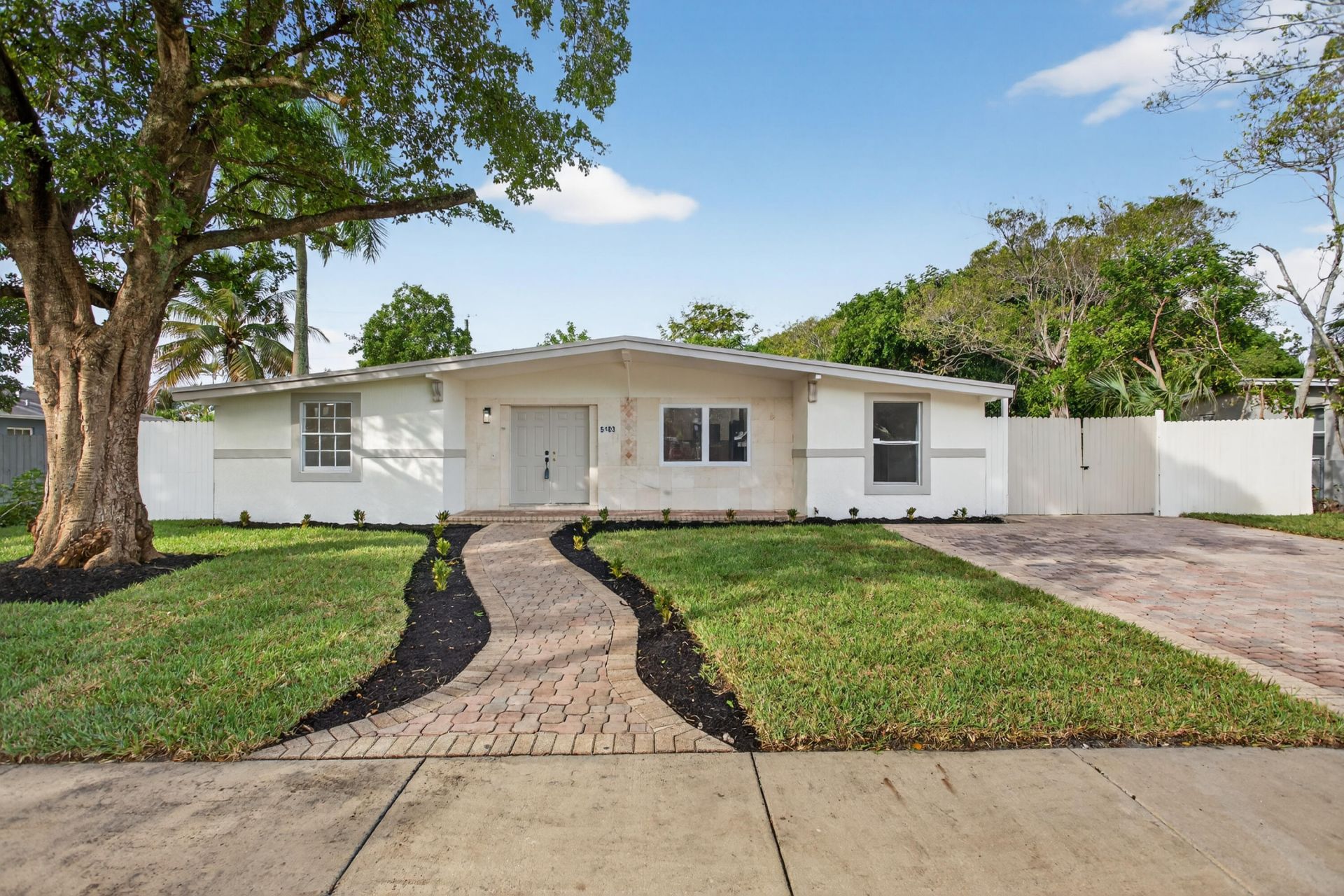 5183 NE 15th Avenue, Pompano Beach, FL 33064 Photo