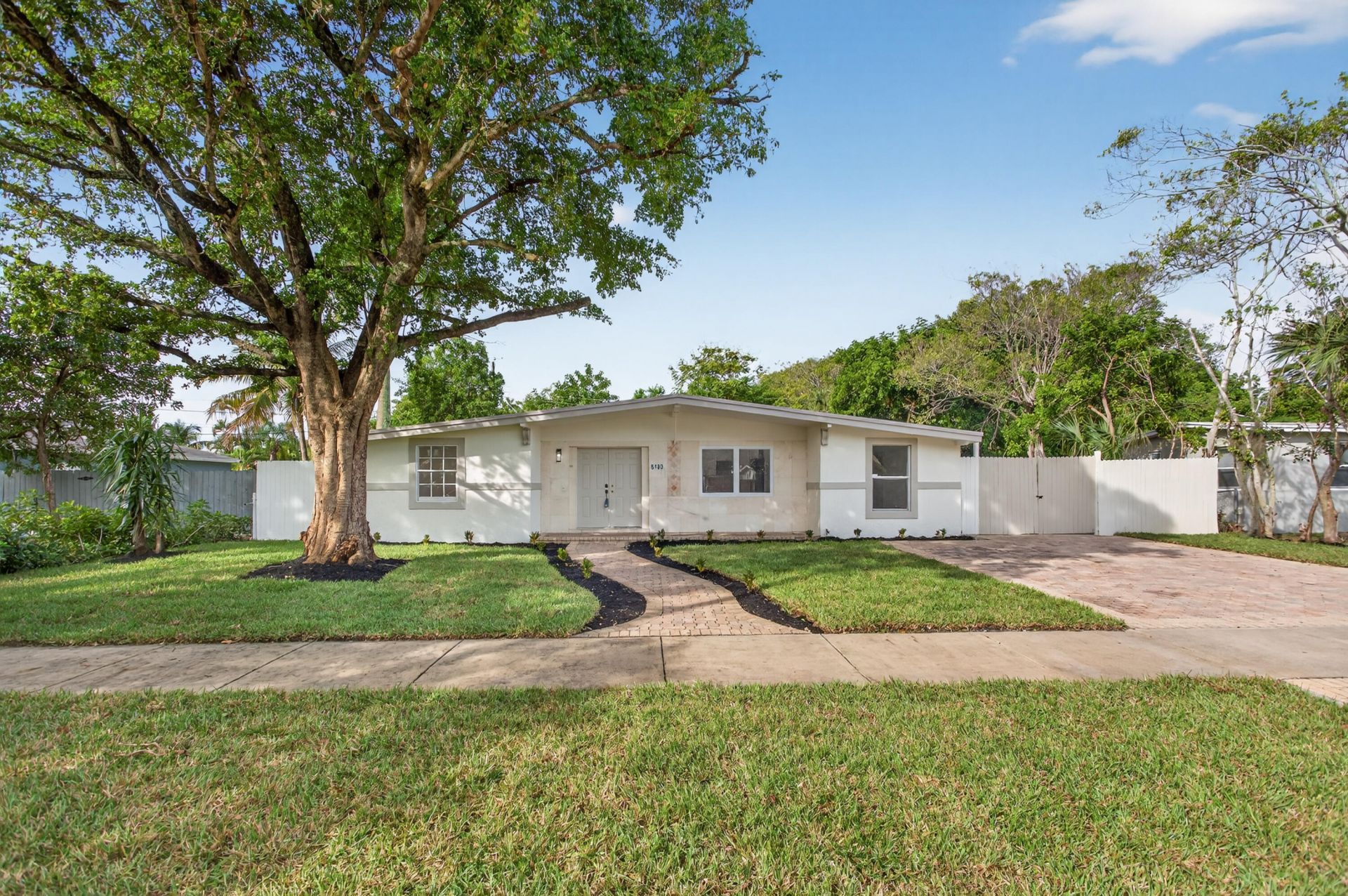 5183 NE 15th Avenue, Pompano Beach, FL 33064 Photo