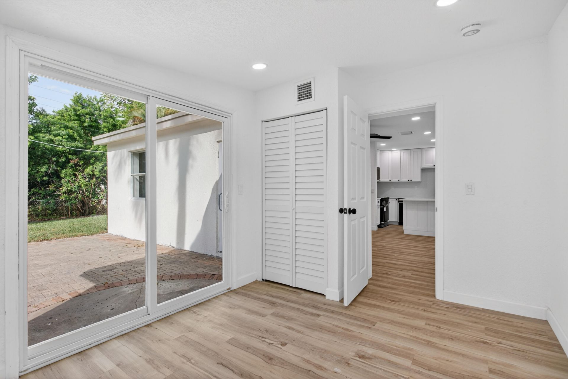 5183 NE 15th Avenue, Pompano Beach, FL 33064 Photo