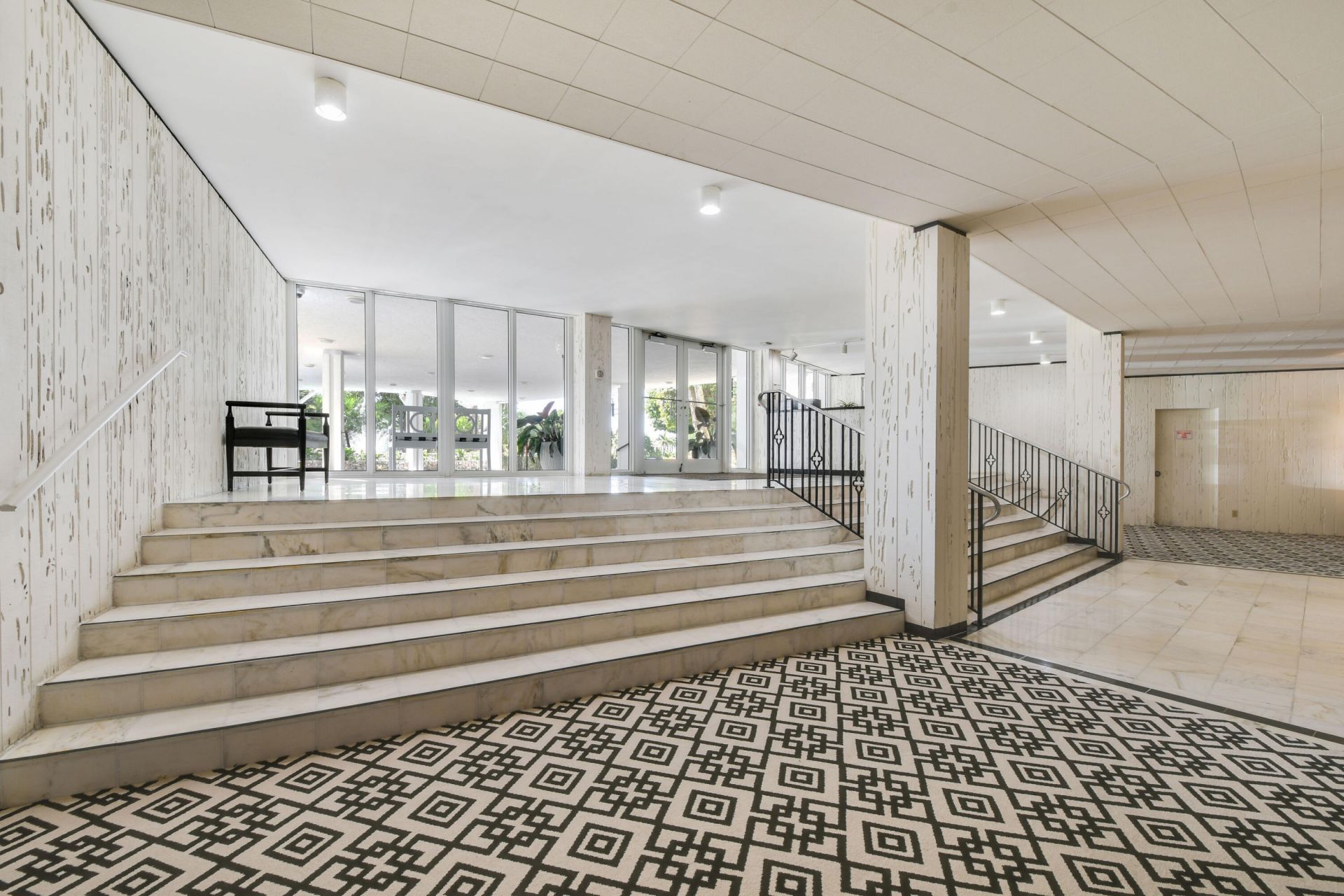 2295 S Ocean Boulevard, Unit 816, Palm Beach, FL 33480 Photo