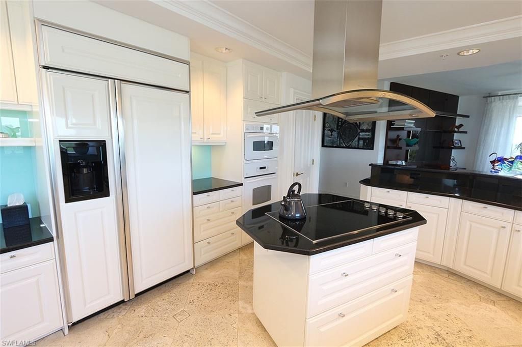 8665 Bay Colony Dr, Unit 901, Naples, FL 34108 Photo