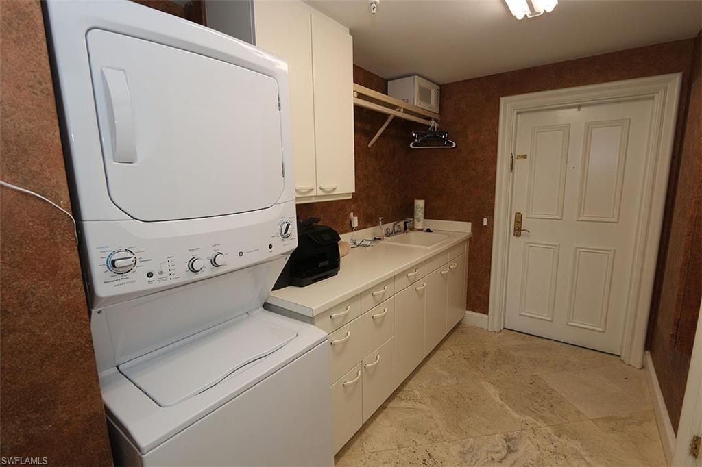 8665 Bay Colony Dr, Unit 901, Naples, FL 34108 Photo