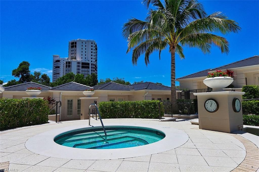 8665 Bay Colony Dr, Unit 901, Naples, FL 34108 Photo