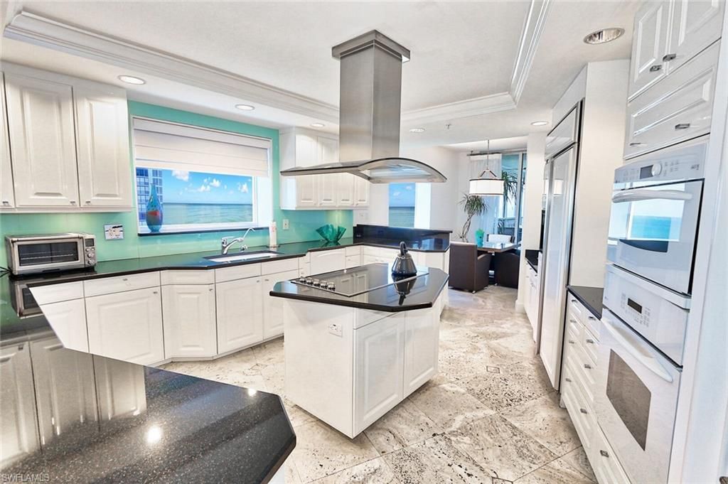 8665 Bay Colony Dr, Unit 901, Naples, FL 34108 Photo