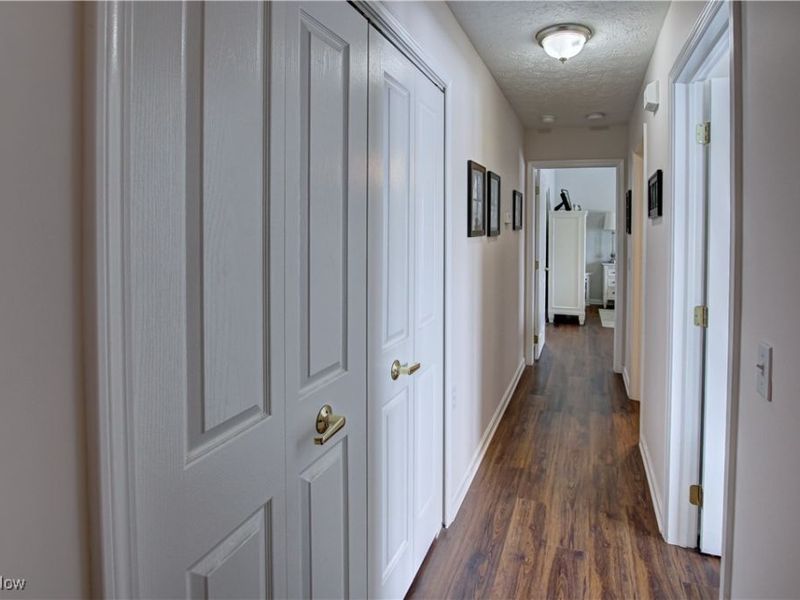 455 Edge Park Lane, Brunswick, OH 44212 Photo 18