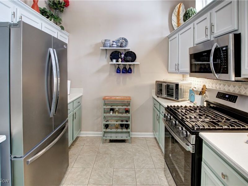 455 Edge Park Lane, Brunswick, OH 44212 Photo 2