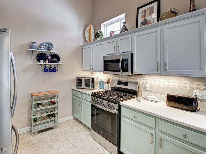 455 Edge Park Lane, Brunswick, OH 44212 Photo 3