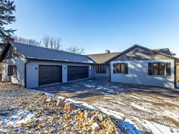 11700 61st Avenue, Blue Grass, IA 52726