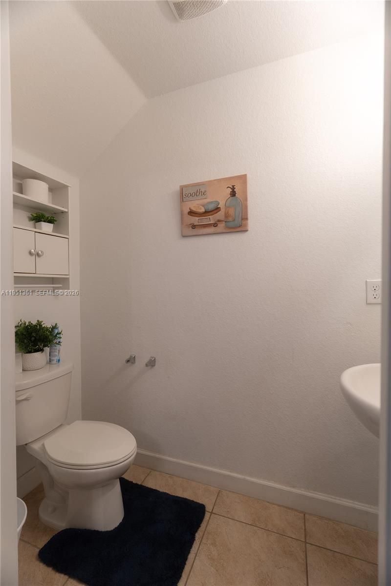 3542 NW 29th Ct, Lauderdale Lakes, FL 33311 Photo