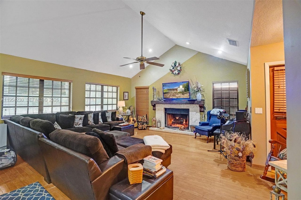 20975 SW 264th St, Homestead, FL 33031 Photo