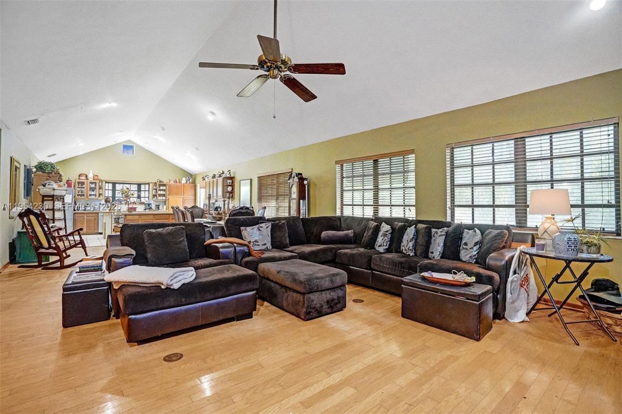 20975 SW 264th St, Homestead, FL 33031 Photo