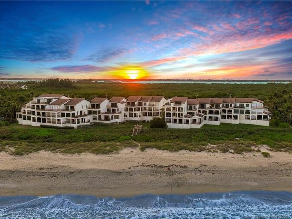 4751 NE Ocean Boulevard, Unit 10, Jensen Beach, FL 34957