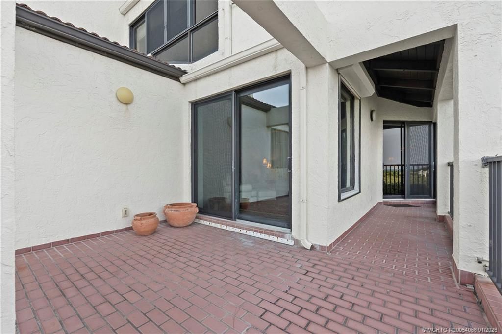 4751 NE Ocean Boulevard, Unit 10, Jensen Beach, FL 34957 Photo