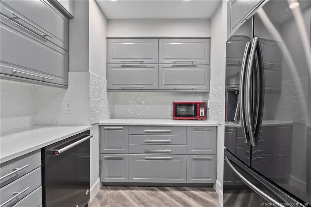 4751 NE Ocean Boulevard, Unit 10, Jensen Beach, FL 34957 Photo