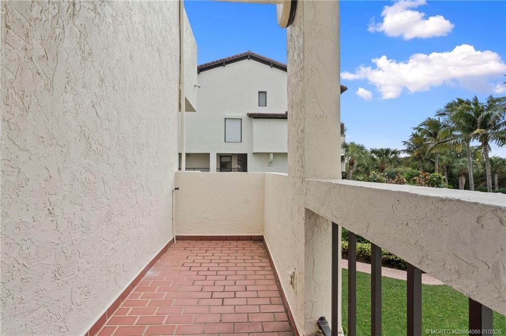 4751 NE Ocean Boulevard, Unit 10, Jensen Beach, FL 34957 Photo