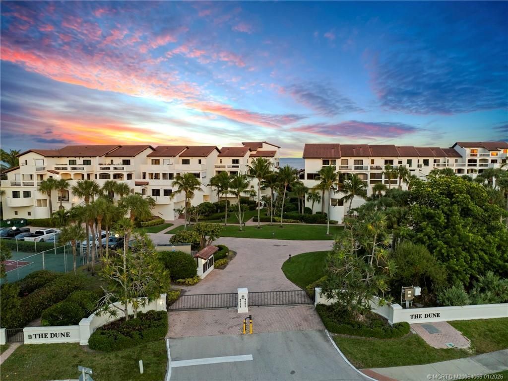 4751 NE Ocean Boulevard, Unit 10, Jensen Beach, FL 34957 Photo
