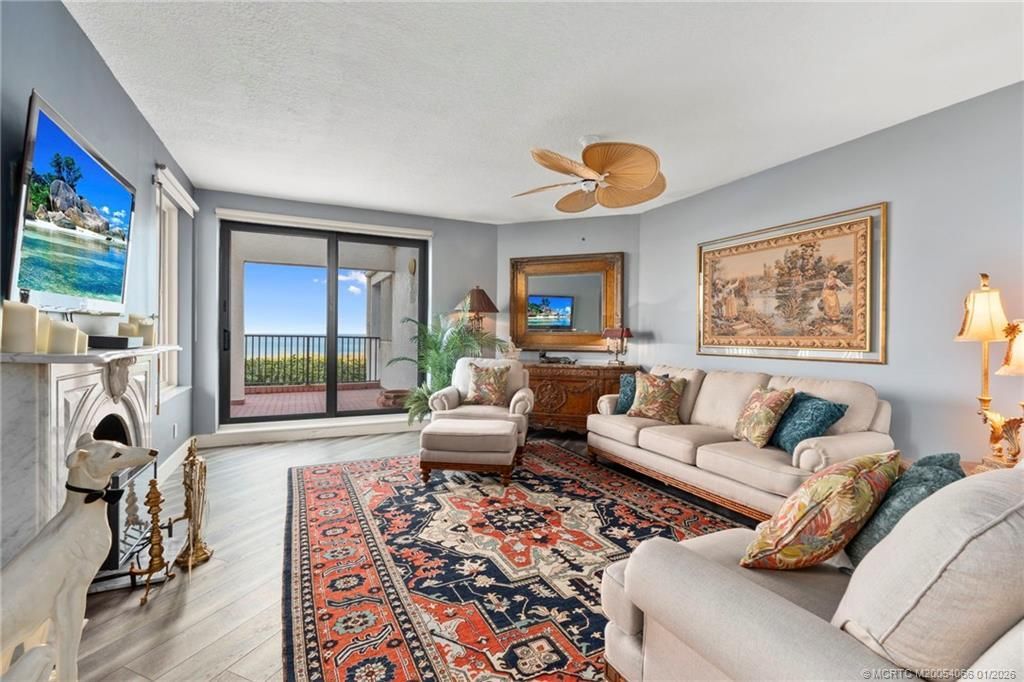 4751 NE Ocean Boulevard, Unit 10, Jensen Beach, FL 34957 Photo