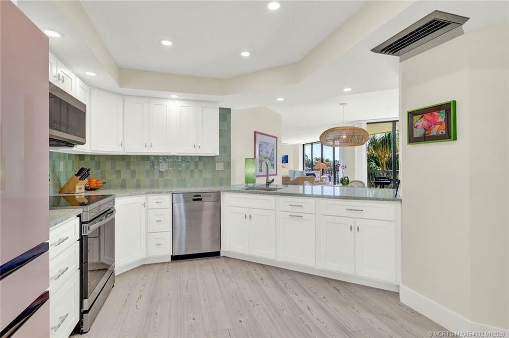 9500 S Ocean Drive, Unit 210, Jensen Beach, FL 34957 Photo