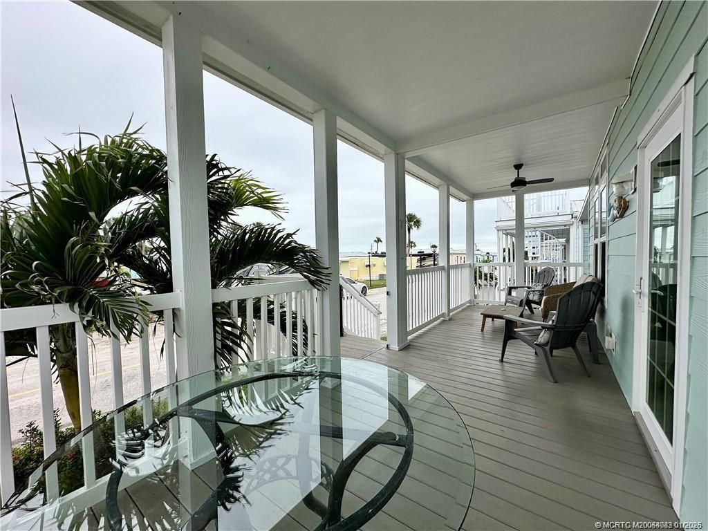 91 NE Ocean Breeze, Jensen Beach, FL 34957 Photo