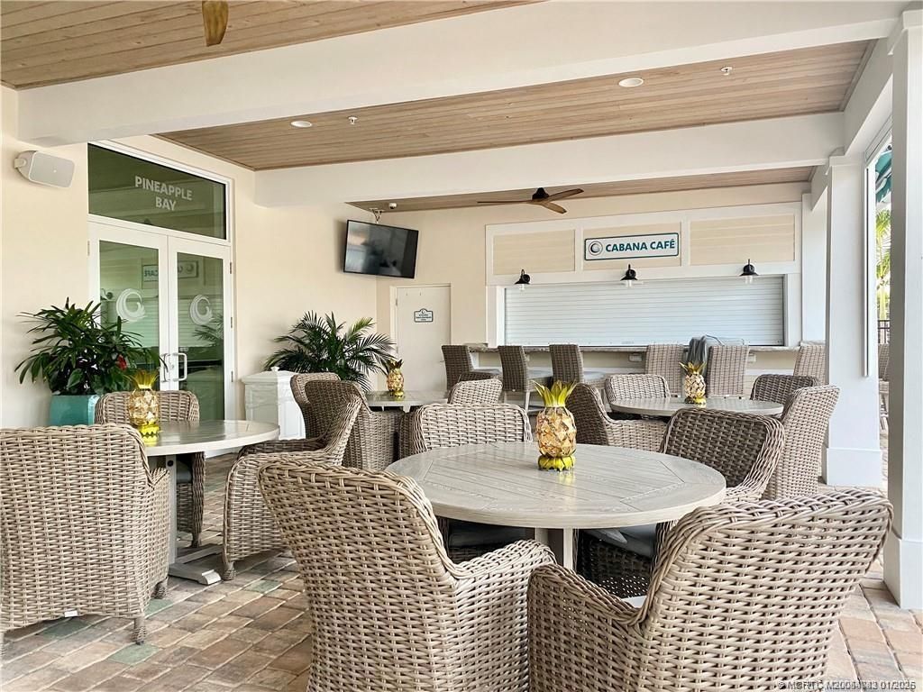 91 NE Ocean Breeze, Jensen Beach, FL 34957 Photo