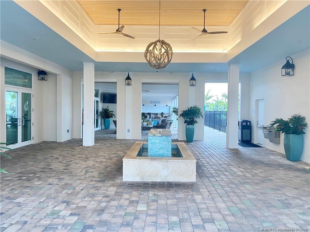 91 NE Ocean Breeze, Jensen Beach, FL 34957 Photo