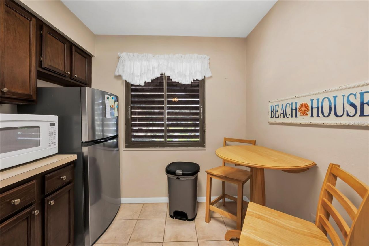 5205 Lake Village Drive, Unit 16, Sarasota, FL 34235 Photo
