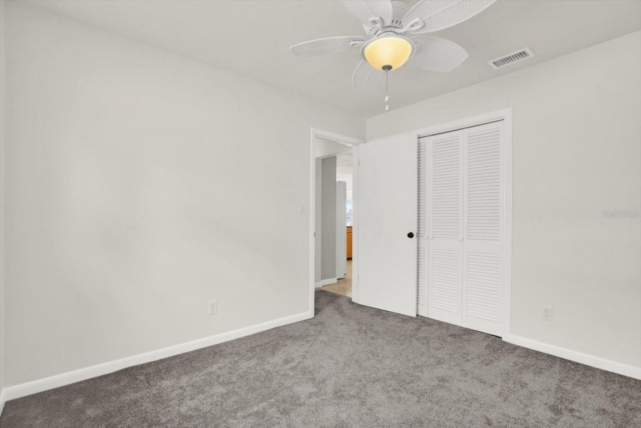 5675 Bayview Drive, Seminole, FL 33772 Photo