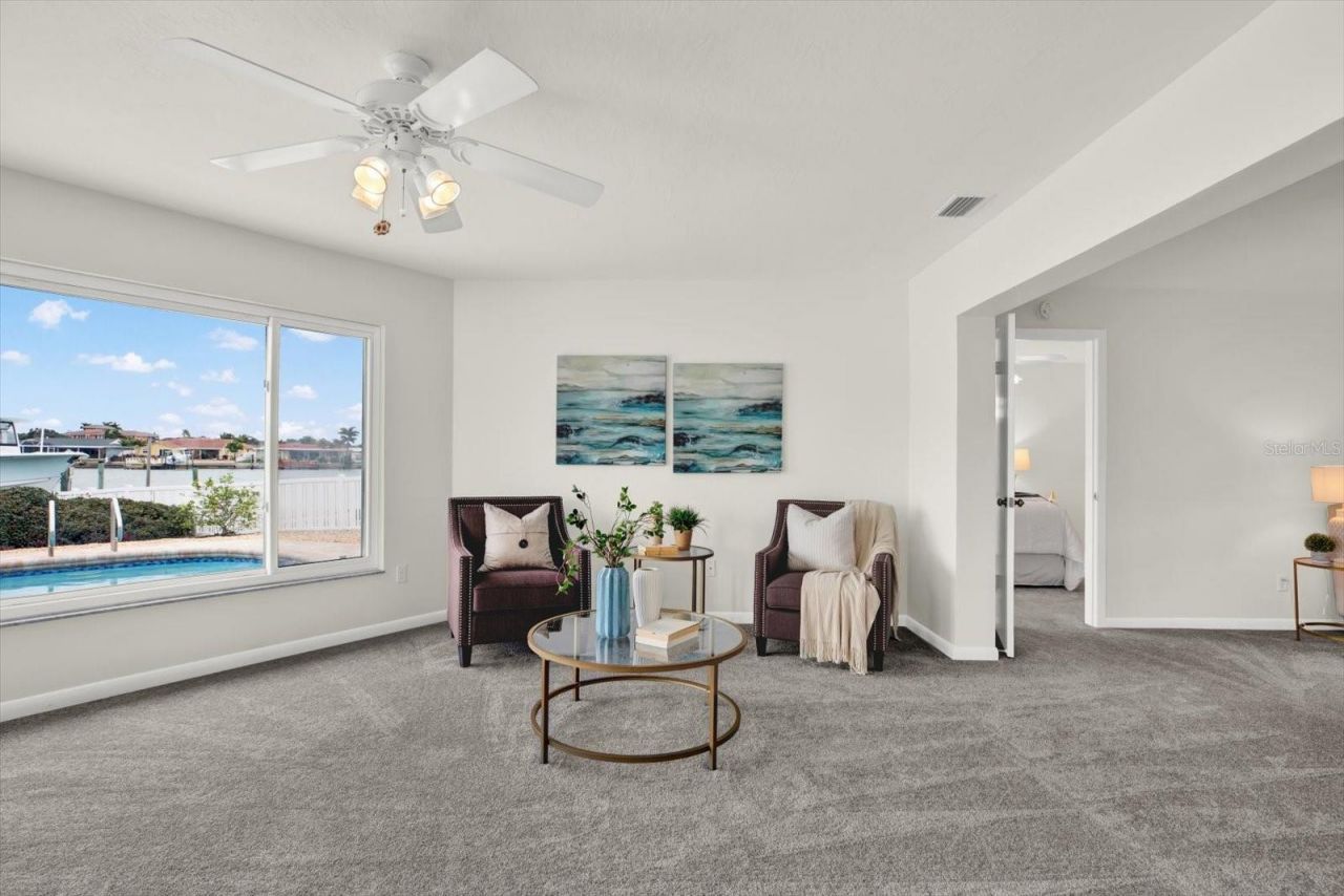 5675 Bayview Drive, Seminole, FL 33772 Photo