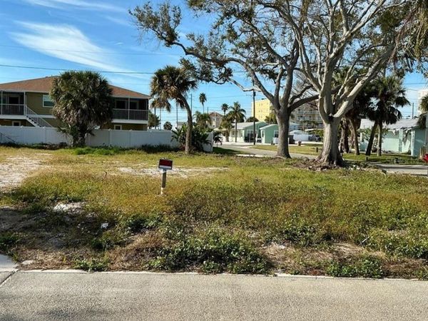 13354 2ND ST E, MADEIRA BEACH, FL 33708