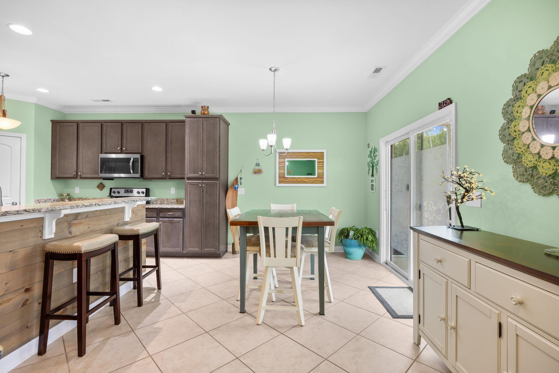 191 Belclare Way Photo 16