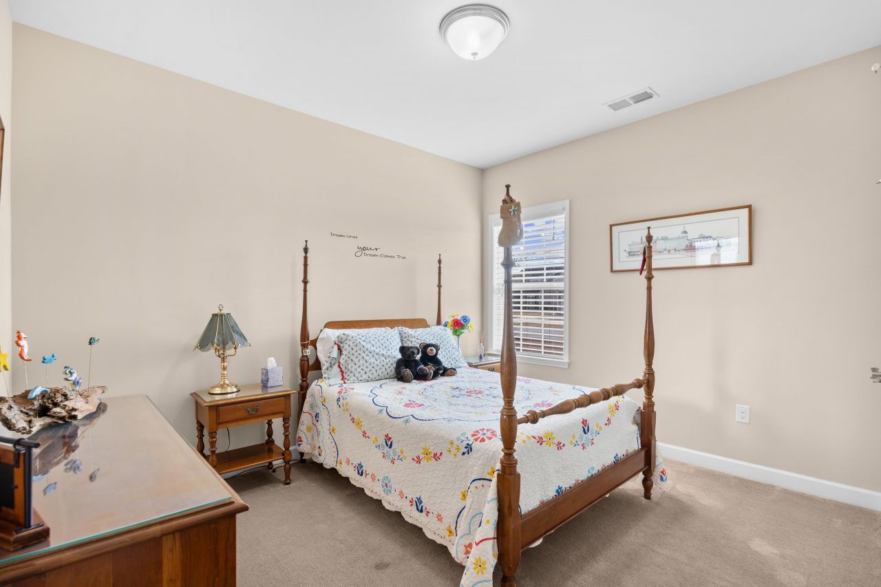 191 Belclare Way Photo 25