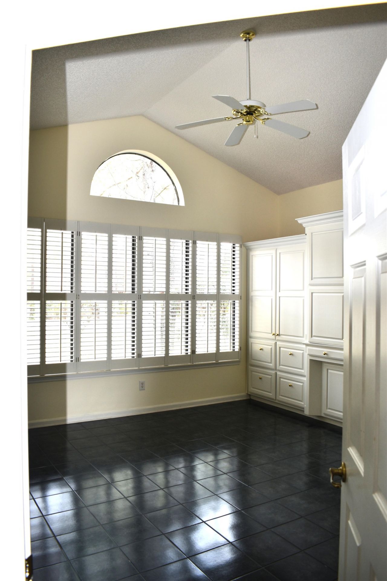 101 Hickory Dr. Photo 20