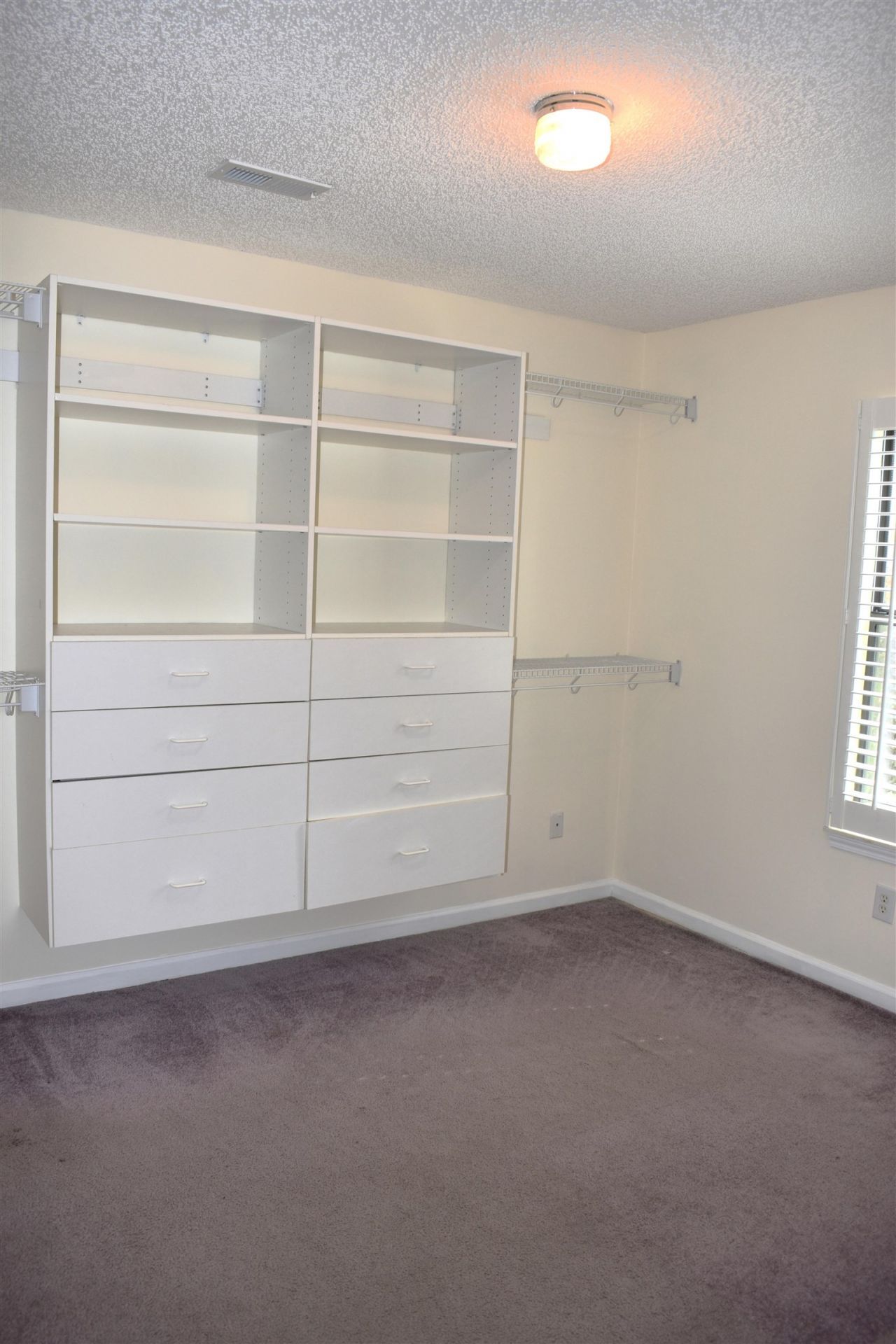 101 Hickory Dr. Photo 30